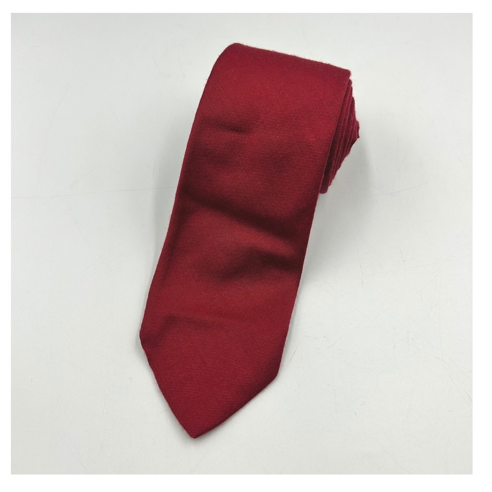 Sturbridge Necktie Red Maroon Mens Solid Textured Made in USA  55 L x 2.75 W